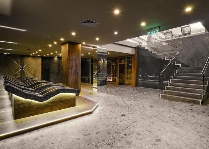 Grand In 4star In * Banszko